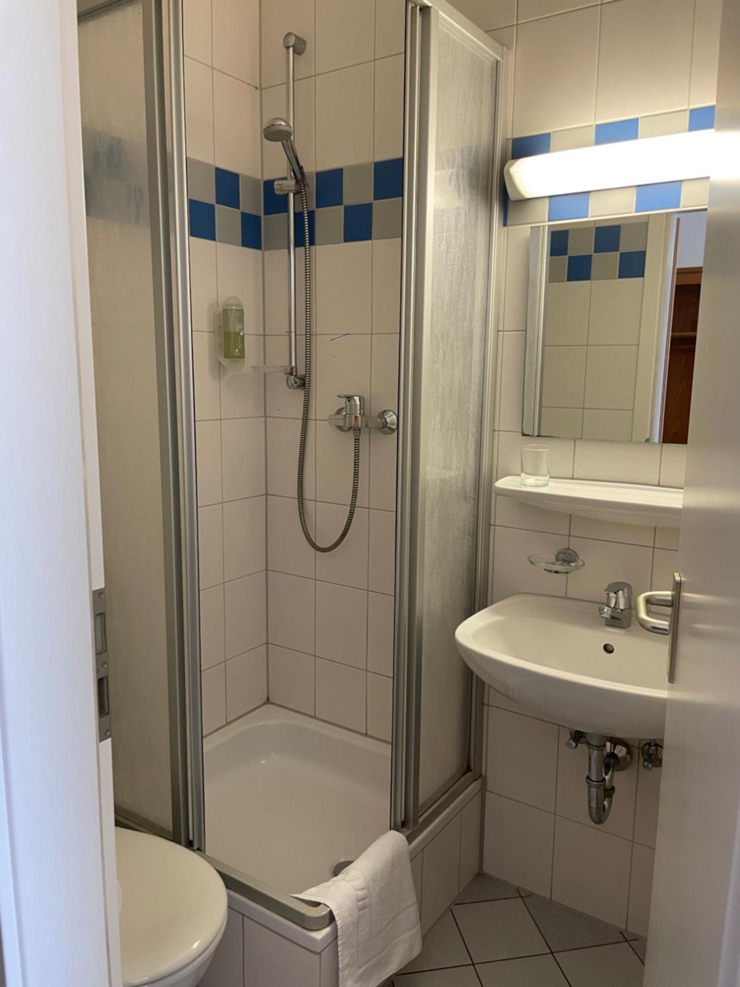 Doppelzimmer mit eigenem Bad